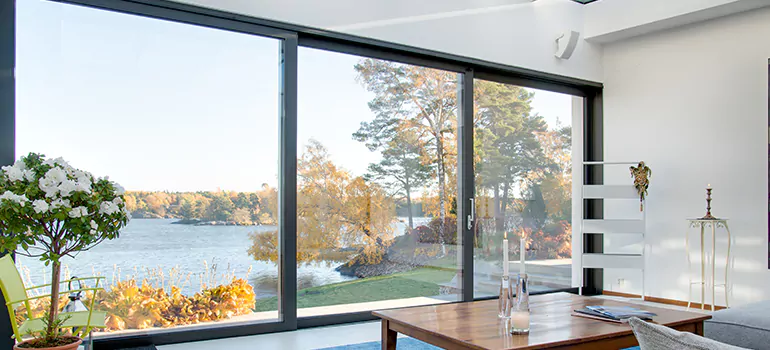 Custom Residential Window Tinting in The Crossings, FL